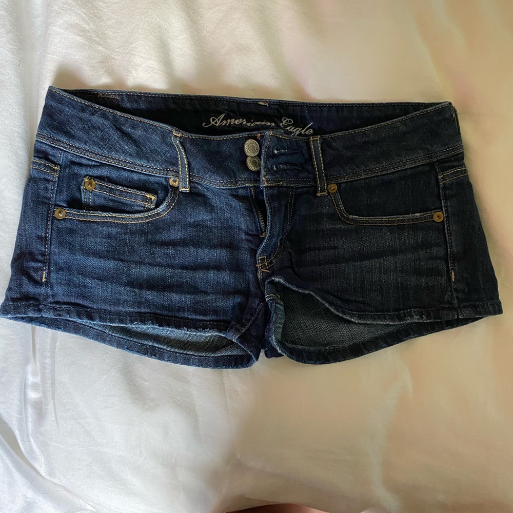 American Eagle low rise shorts